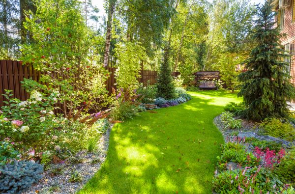 Monthly Garden Maintenance in Pasadena